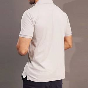 Polo pour homme, idéal pour les loisirs, les voyages et les sorties décontractées - Product Image 4