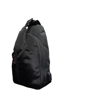 Sac bandoulière pour homme Sac unisexe Sac à bandoulière en cuir personnalisé Nouvelle mode Sac de poitrine unisexe avec sangle réglable ODM OEM - Product Image 4