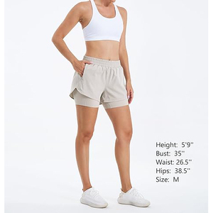 Shorts de course 2 en 1 pour femmes, couleur beige, shorts de sport fluides, polyester, séchage rapide, shorts de fitness, taille haute avec poche zippée - Product Image 4