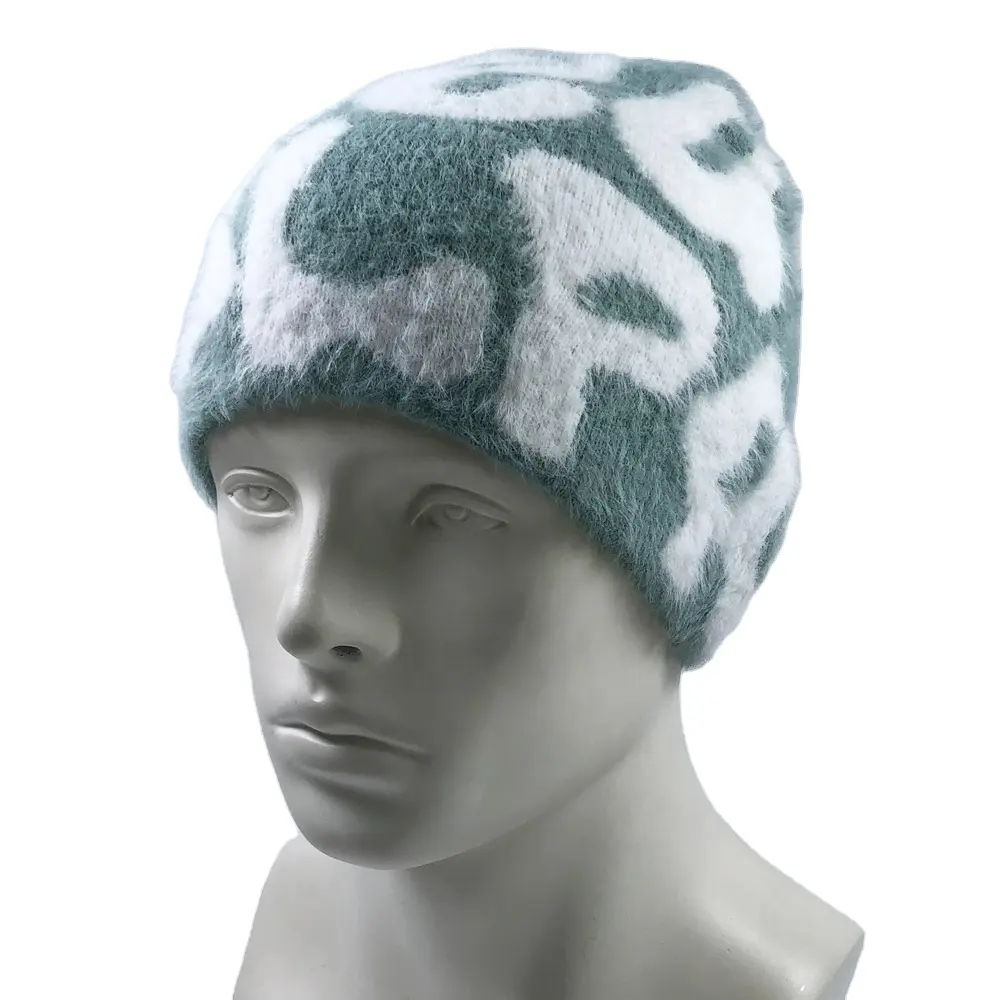 Personalizado bordado Logo Jacquard Patrones Fútbol Equipado Free Knit Winter Beanie Hat con pompones
