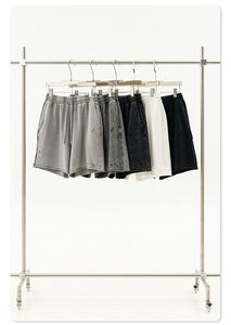 Shorts décontractés pour hommes en tissu Oxford noir, mi-longs, à taille mi-haute avec cordon de serrage, respirants, imperméables et à séchage rapide - Product Image 4
