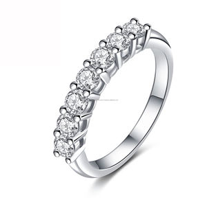 Bague élégante en diamant de laboratoire à 7 pierres pour femme, bague de mariage classique demi-éternité, bijoux cadeaux intemporels - Product Image 1