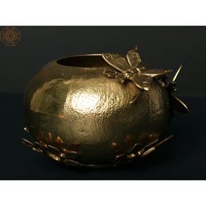 Olla de latón de diseñador hecha a mano de 7 pulgadas para decoración del hogar y artículo de regalo Hecho EN LA India Artículo hecho a mano - Product Image 2