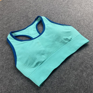 Ensemble de yoga 2 pièces côtelé torsadé respirant et à séchage rapide pour femmes grandes tailles avec taille élastique - Conception personnalisée, service OEM - Product Image 5