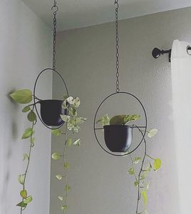 Soporte para Plantas Colgante en Forma de Corazón, Soportes para Plantas Resistentes Plateados, Macetas Medianas de Piso, Macetas Decorativas para Interiores y Exteriores, Flores - Product Image 2