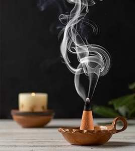 Quemador de Incienso de Latón con Acabado de Lujo y Asa, Accesorios Indios para Havan, Venta al por Mayor para Hoteles, Restaurantes y Decoración del Hogar - Product Image 1