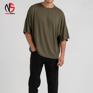 เสื้อยืดแขนสั้นผู้ชายทรงโอเวอร์ไซส์ สีเขียวมะกอก คอโอ ทรงหลวม สีพื้น ไหล่ตก ทรงปกติ ความยาวปกติ ผ้าฝ้าย 100% - Product Image 5