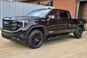 GMC Sierra 1500 Elevated Crew Cab 4x4 2025 - Product Image 2