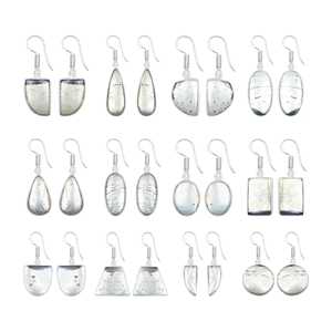 ต่างหูจี้พลอยไพไรต์คุณภาพสูงทรงคาโบชอง ชุบเงินบนทองเหลือง พลอยสีลาเวนเดอร์ ของขวัญสำหรับงานปาร์ตี้ - Product Image 1