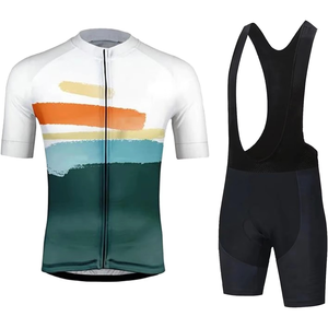 Tenues de cyclisme personnalisées sublimées : Maillot de vélo respirant et ensemble de maillot de cyclisme avec short à bretelles - Product Image 4