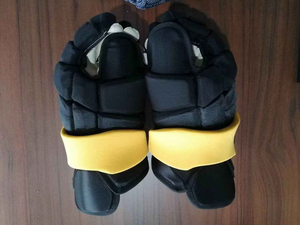 Guantes de Hockey sobre Hielo de Cuero de Primera Calidad, Hechos Profesionalmente, Servicio OEM, Nuevo, Impermeables, Personalizables, Transpirables - Product Image 3