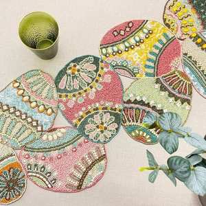 Camino de Mesa Decorativo con Cuentas y Flores, Estilo Elegante y Sencillo, Camino de Mesa en Varios Colores - Product Image 2