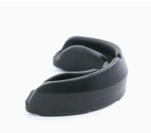 Protector Bucal Hecho con el Mejor Material para Boxeo / Protector Bucal para Entrenamiento de Boxeo para Hombres y Mujeres - Product Image 1