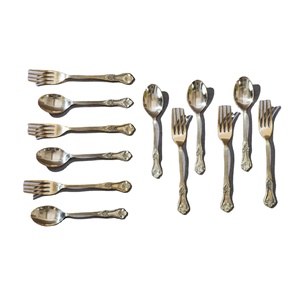 Cubiertos de Latón con Acabado Antiguo, Elegantes para Catering y Comidas Fino, Decoración de Mesa Clásica y Tradicional a Precio de Mayoreo - Product Image 1
