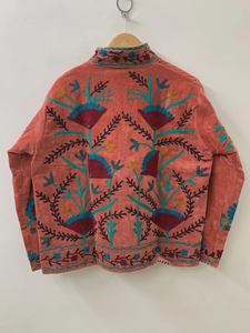 Suzani แจ็กเก็ตฤดูหนาวโบโฮวินเทจทำด้วยมือใส่ได้ทั้งชายและหญิงผ้าคอตตอนปักลายดอกไม้ผ้ากำมะหยี่ระบายอากาศ - Product Image 2