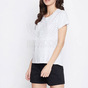 Precio al por mayor, conjunto de camiseta y pantalón corto para mujer con cuello redondo, color personalizado, talla grande, algodón/poliéster, dos piezas, ropa casual, cintura elástica - Product Image 3