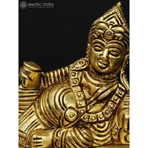 Lampe à huile en laiton de 5 pouces faite à la main avec le dieu hindou Kubera fabriqué en Inde - Product Image 4