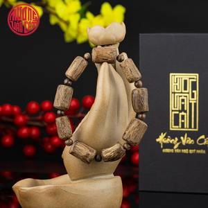 Bracelet en bois d'agar malaisien naturel, perles à forte teneur en résine, à fort pouvoir envoûtant – Authentique bois d'Oud malaisien, fait main, aromatique, pour la prière - Product Image 1