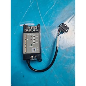 Sensor de Micrómetro Láser KEYENCE LX2-70 Usado Como Está, Piezas de Equipos de Semiconductores Obsoletos - Product Image 1