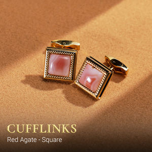 Boutons de manchette pour homme en agate rouge Feng Shui plaqué or 18 carats – MSDADO004 |   Collection Tinh Vu |   Fabriqué au Vietnam - Product Image 3