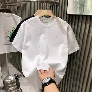 T-shirt personnalisé en coton à col rond et manches courtes, entièrement orné de strass, avec décoration thermocollée, vente en gros, marque privée - Product Image 3