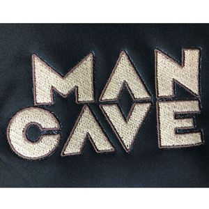 RICSA INTERNATIONAL Man Cave Ensemble de survêtement noir et or pour homme, veste zippée et pantalon, col montant, impression par transfert thermique 180g - Product Image 5