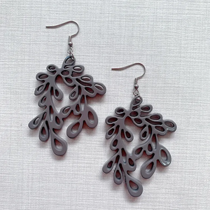 Boucles d'oreilles pendantes d'art et d'artisanat du Vietnam Style de pendentif en os de corne mignon pour les mariages, les fêtes et les cadeaux-Produits d'artisanat en vrac - Product Image 5