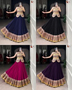 NOIIR PIGEON Lehenga Choli pour femme en rayonne, avec broderies et motifs imprimés, infroissable, séchage rapide, longueur ras du sol, Navratri - Product Image 5