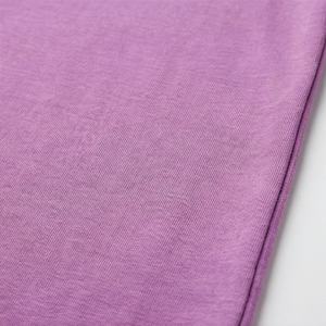 Camiseta de Manga Larga con Cuello Redondo para Mujer, Color Personalizado, Algodón Orgánico de Lujo, Preencogido, GOTS Premium, Corte Clásico Suave - Product Image 5