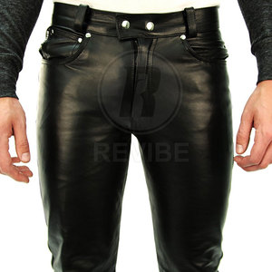 กางเกงหนังคุณภาพพรีเมียม สวมใส่สบาย ดีไซน์กระดุมหน้า เป็นมิตรต่อสิ่งแวดล้อม ระบายอากาศได้ดี น้ำหนักเบา มีสไตล์ ใส่ได้ทุกวัน - Product Image 4