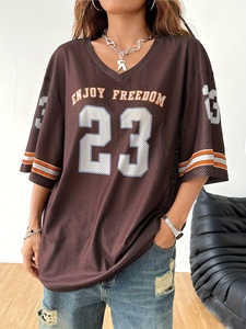 เสื้อยืดสไตล์ Y2K สำหรับผู้หญิง ไซส์พลัส สวมใส่สบาย ระบายอากาศได้ดี เป็นมิตรกับสิ่งแวดล้อม แห้งเร็ว เหมาะสำหรับเล่นกีฬา ขายส่ง รับผลิตตามแบบ สั่งทำได้ทุกขนาด - Product Image 3