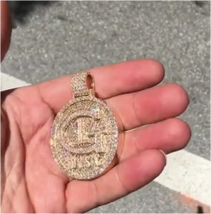 Collar con colgante de letras personalizadas estilo Hip Hop, cadena de oro moderna con incrustaciones de moissanita, hecho principalmente de plata para hombres y mujeres - Product Image 4