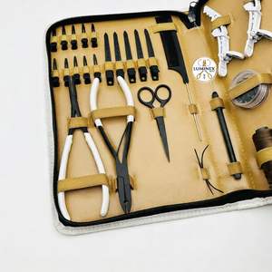 Kit d'outils professionnels pour extensions de cheveux, à utiliser pour les soins et le coiffage des cheveux - Product Image 2
