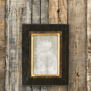 Marco de Fotos Rústico de Madera 4x6 con Cristal Auténtico, Estilo Granja, para Sobremesa y Montaje en Pared, Marco de Madera Natural para Familia - Product Image 3