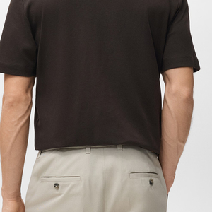 Pull col rond pour homme de qualité supérieure, design élégant et tendance avec logo discret, prix usine avantageux. - Product Image 6