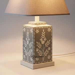 Lampe carrée artisanale avec incrustations |   Éclairage à motif floral élégant pour les maisons modernes - Product Image 5