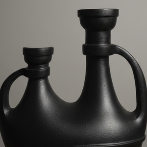 แจกันดอกไม้อะลูมิเนียมหล่อสีดำด้านสไตล์วินเทจ แจกันดอกไม้พอร์ซเลนทรงนามธรรมแบบสองปาก ดีไซน์ทันสมัย สำหรับตกแต่งบ้าน - Product Image 3