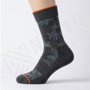 <b>Crew</b> <b>Socks</b> Wool Nylon Hiking Outdoor Sports Breathable Floral Pattern Autumn Adult Regular Knitted <b>Socks</b> - Product Image 3