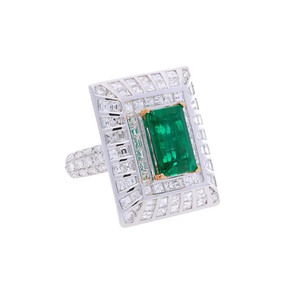 Bague de cocktail Art Déco à taille émeraude avec pavé de diamants, plaqué rhodium, or 10 carats, bague de fiançailles pour femme, design géométrique - Product Image 1