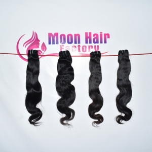 Extensions de cheveux humains indiens 100% de la meilleure qualité, 32 pouces, 1 paquet, ondulés, produit naturel, cheveux humains non traités, en vente - Product Image 3