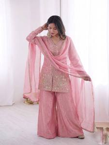 Ensemble Kurta et pantalon en soie rose avec dupatta, coupe ample, longueur au sol, tenue traditionnelle indienne et pakistanaise pour mariage, pour femme - Product Image 2