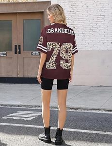 เสื้อฟุตบอลโอเวอร์ไซส์ลายเสือดาว ผ้าตาข่ายระบายอากาศ คอวี แขนสั้น สไตล์สตรีทแวร์ ฮิปฮอป แฟชั่น ยูนิเซ็กส์ - Product Image 4