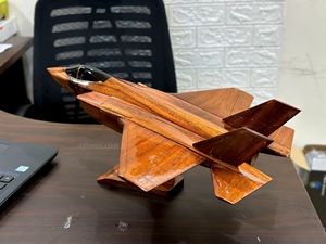 แบบจำลองเครื่องบินไม้ขนาดเล็ก ขนาดสั่งทำได้ เครื่องบินไม้ทุกแบบสำหรับตกแต่งและเป็นของที่ระลึกจากเวียดนาม - Product Image 5