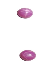 Rubis étoilé ovale 4x6 mm 0,5 carat, cabochon poli créé en laboratoire avec effet étoile à 6 branches pour la fabrication de bijoux - Product Image 2