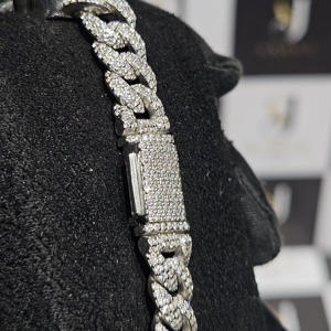 SARVA 925 <b>Sterling</b> <b>Silver</b> Iced Out <b>Heart</b> Cuban Link Moissanite <b>Bracelet</b> Luxury VVS Moissanite Chain <b>Bracelet</b> for Unisex - Product Image 6