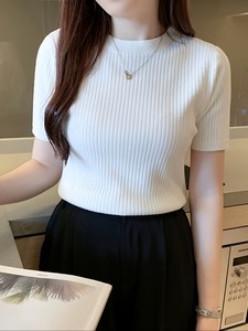 เสื้อคาร์ดิแกนไหมพรมลายดอกไม้สไตล์ลำลองสำหรับผู้หญิง แขนสั้น แฟชั่น ใส่ได้หลากหลาย เป็นเสื้อตัวใน ผลิตจากบังกลาเทศ - Product Image 4