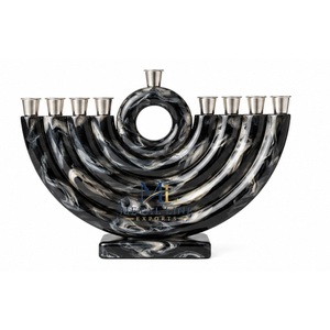 Ménorah moderne en résine marbrée bleue, porte-bougie Hanouka personnalisé à 9 branches, vente en gros, décoration de table de luxe pour les fêtes juives - Product Image 5