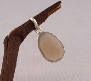Natural Peach Moonstone Pendant in <b>Solid</b> 925 <b>Silver</b> Minimalist Oval Stone <b>Necklace</b> Simple Elegant Daily Wear Jewelry Manufacture - Product Image 4