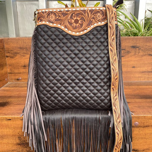 Bolso de hombro tipo bandolera de cuero acolchado con flecos grandes de cuero genuino de alta calidad - Product Image 2