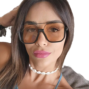 Nouveaux styles 2025 – Lunettes de soleil tendance en plastique, surdimensionnées, à double pont, de créateur, avec logo personnalisé, pour femmes et hommes - Product Image 1
